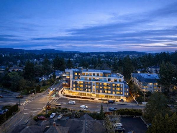 258 Helmcken Rd, Unit #212, View Royal, BC V9B 7G9