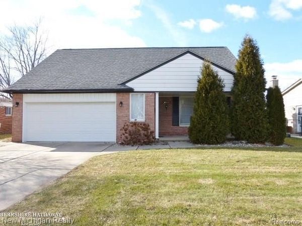 34647 Esper Drive, Sterling Heights, Mi 48312