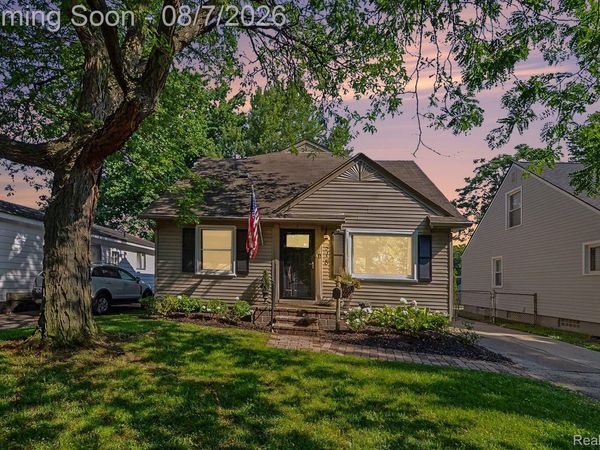 318 Chippewa Street, Clawson, Mi 48017