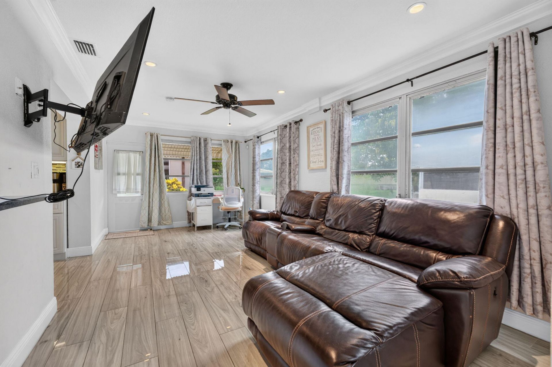 4716 NW 49th Place, Tamarac, FL 33319 Photo