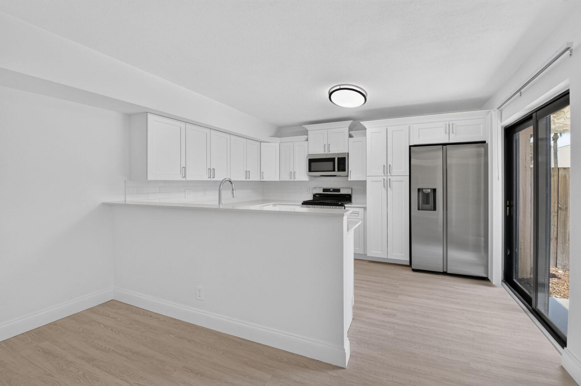 6352 Seven Springs Boulevard, Unit B, Greenacres, FL 33463 Photo