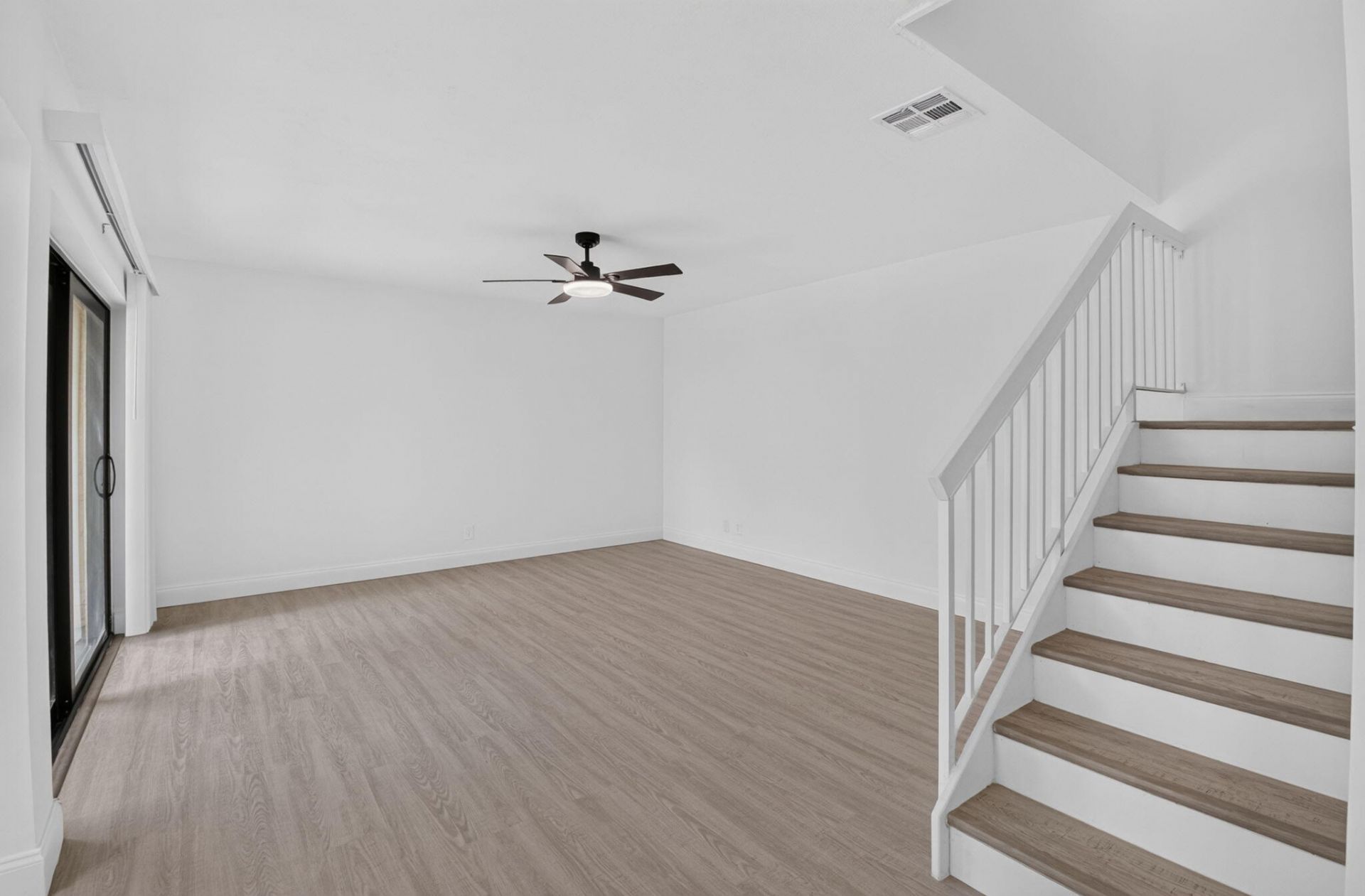 6352 Seven Springs Boulevard, Unit B, Greenacres, FL 33463 Photo