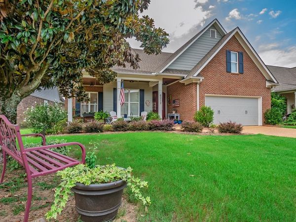 6212 Charleston Court, Oxford, MS 38655