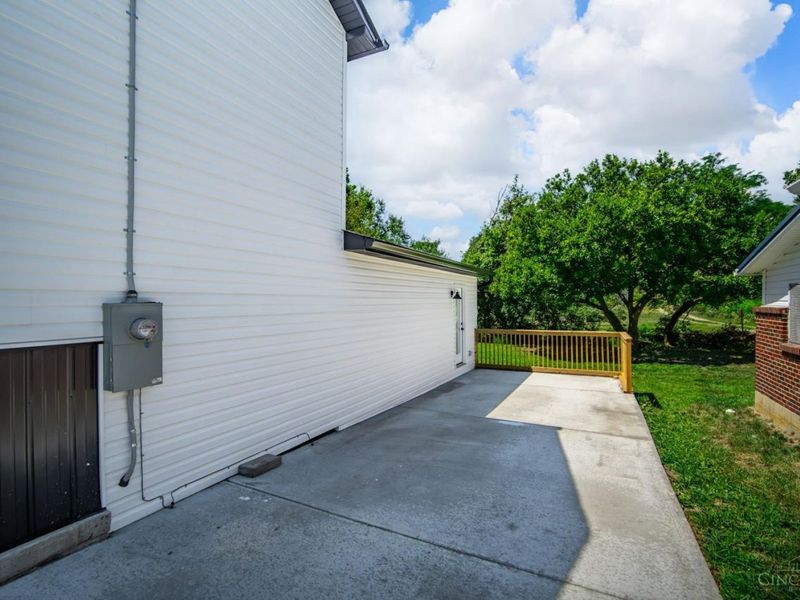 113 N Main St, West Elkton, OH 45070 Photo 4