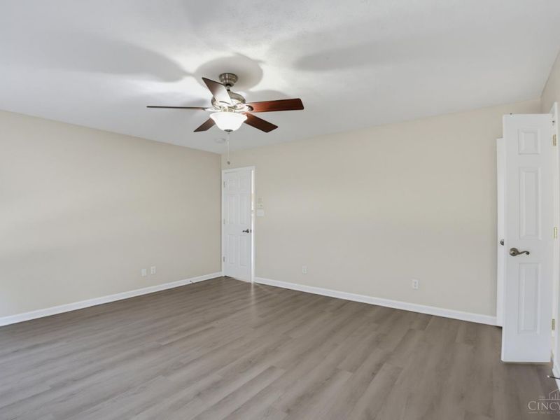 623 Quail Hollow Drive, Trenton, OH 45067 Photo 14