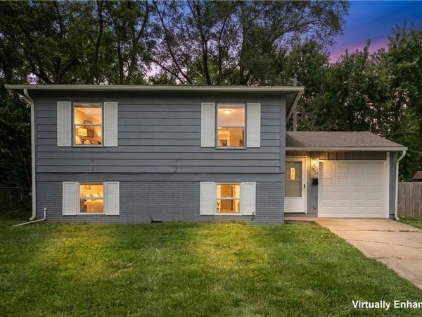 9505 Spring Valley Road, Kansas City, MO 64134