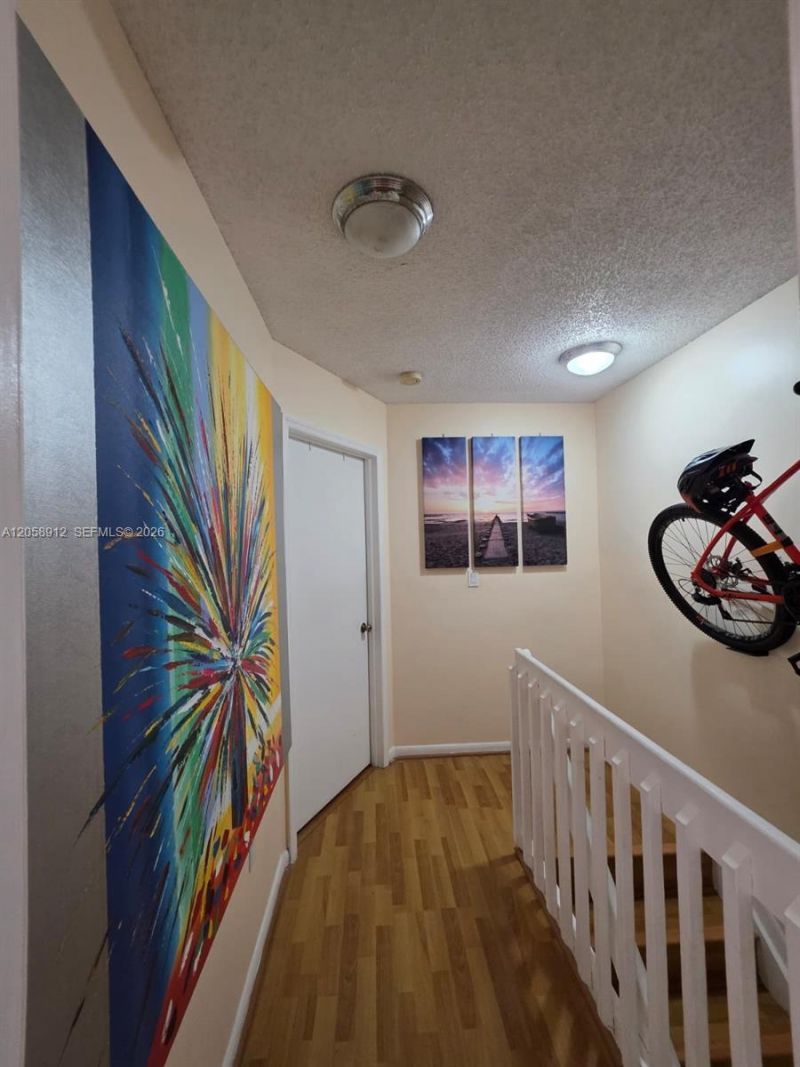 8085 NW 8th St, Unit 6, Miami, FL 33126 Photo