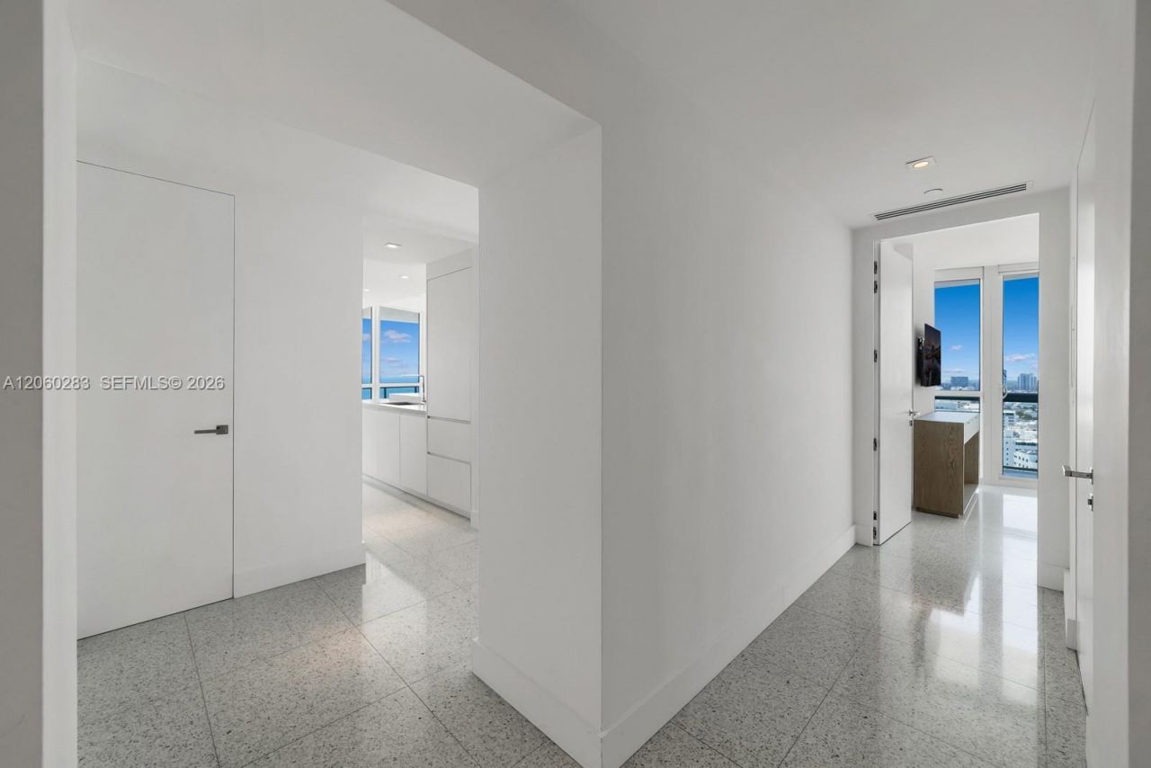 101 20th St , Unit 3208, Miami Beach, FL 33139 Photo