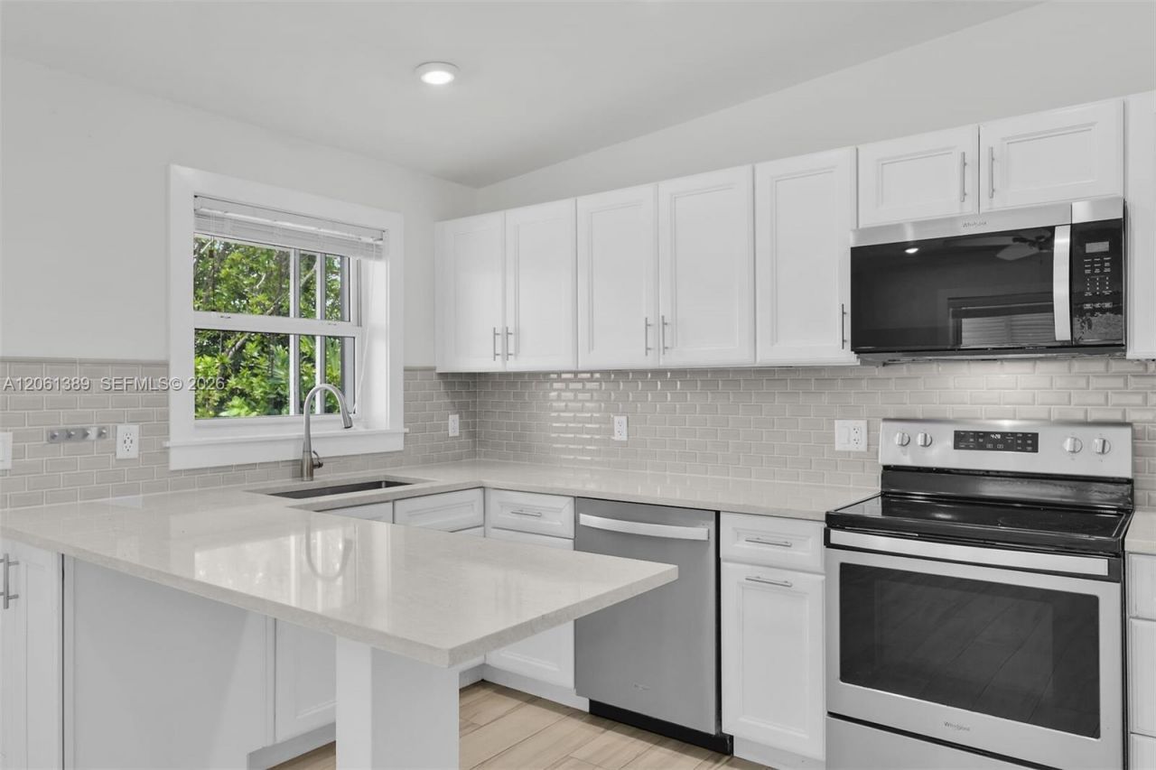 127 & 121 Monroe Dr. 1-3 , Islamorada, FL 33070 Photo
