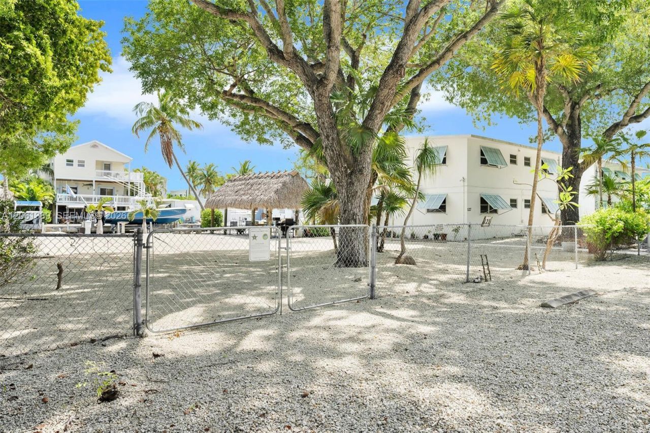 127 & 121 Monroe Dr. 1-3 , Islamorada, FL 33070 Photo