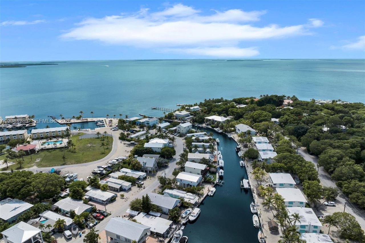 127 & 121 Monroe Dr. 1-3 , Islamorada, FL 33070 Photo
