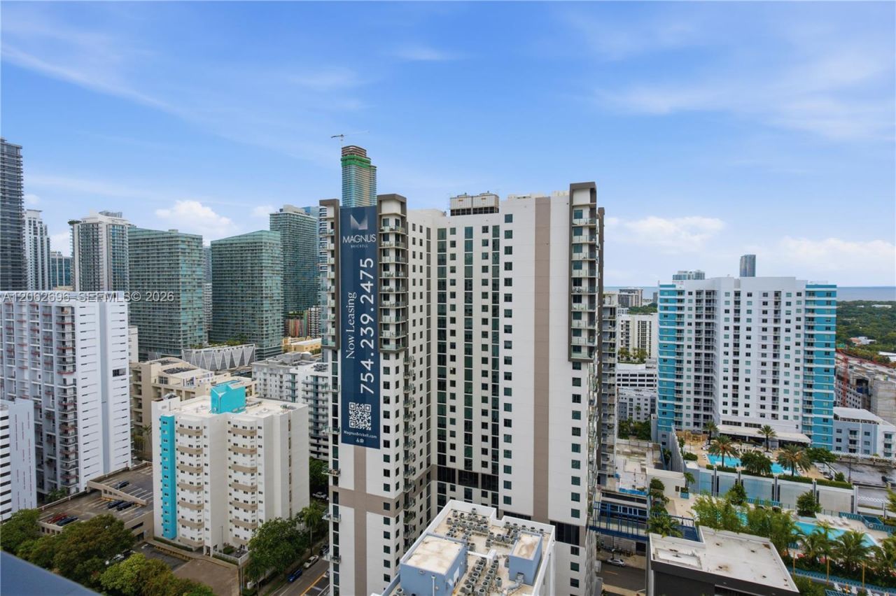 229 SW 9th St , Unit 405, Miami, FL 33130 Photo