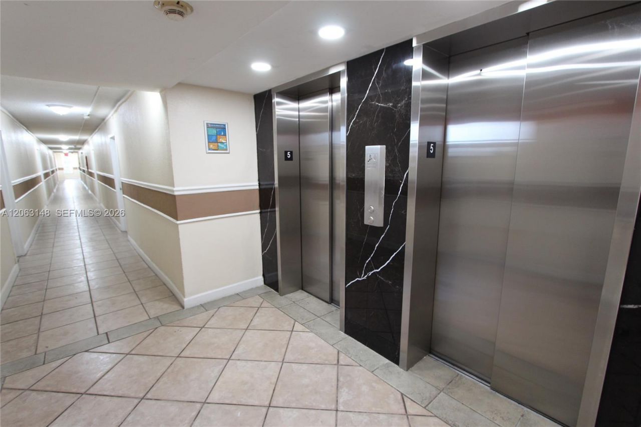 801 NW 47th Ave, Unit 121W, Miami, FL 33126 Photo