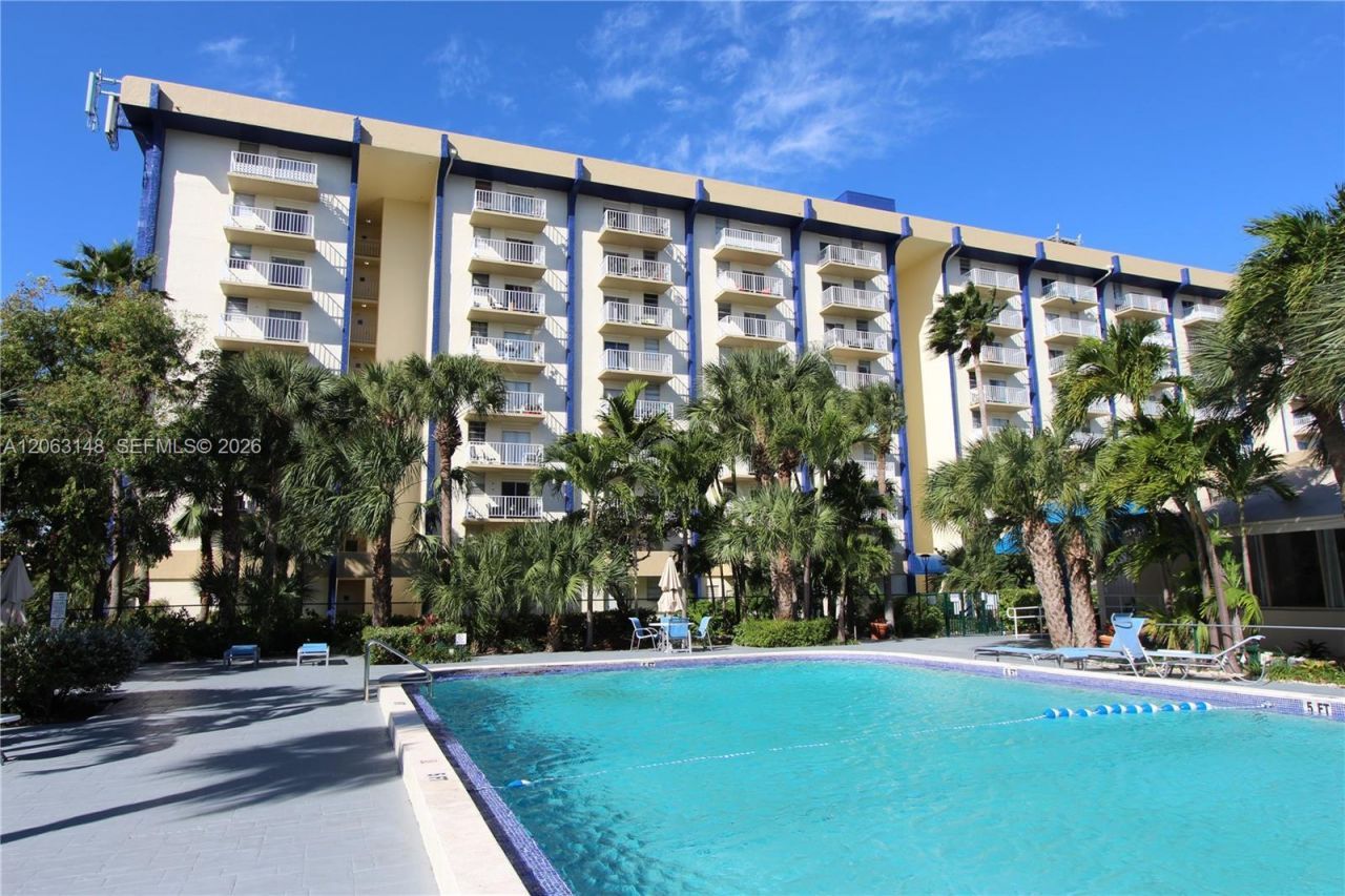 801 NW 47th Ave, Unit 121W, Miami, FL 33126 Photo
