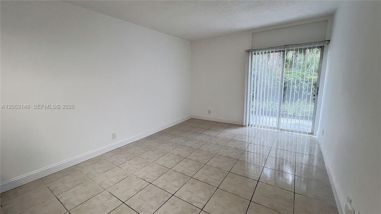 801 NW 47th Ave, Unit 121W, Miami, FL 33126 Photo