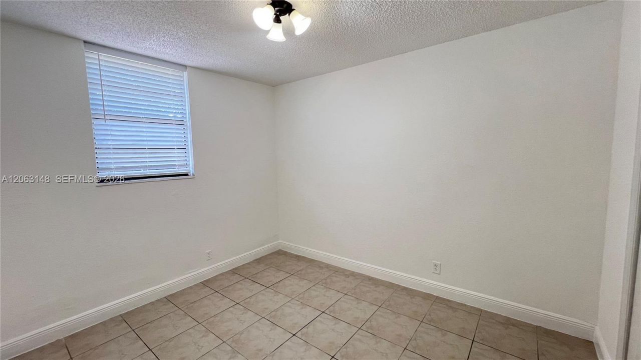 801 NW 47th Ave, Unit 121W, Miami, FL 33126 Photo