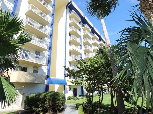 801 NW 47th Ave , Unit 806W, Miami, FL 33126