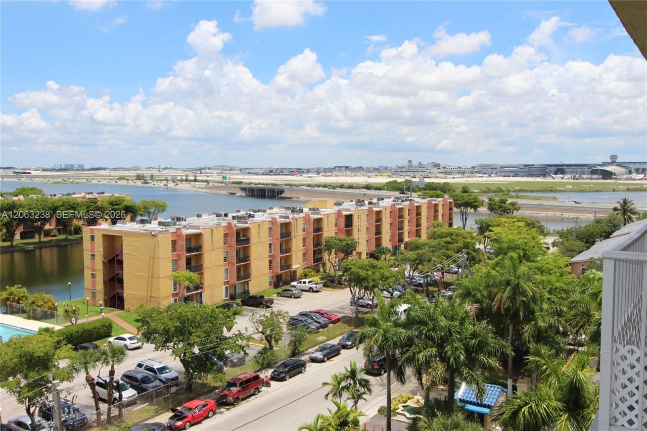 801 NW 47th Ave, Unit 806W, Miami, FL 33126 Photo
