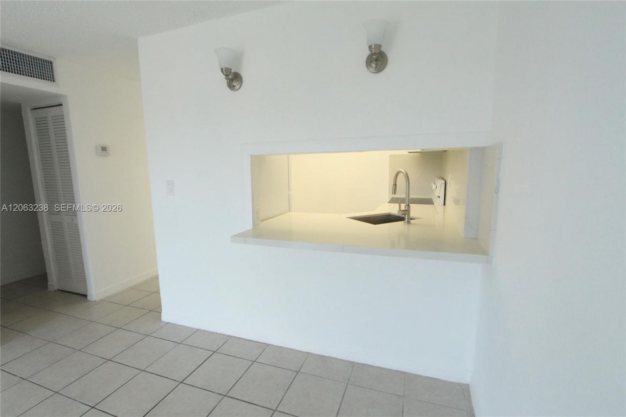 801 NW 47th Ave, Unit 806W, Miami, FL 33126 Photo