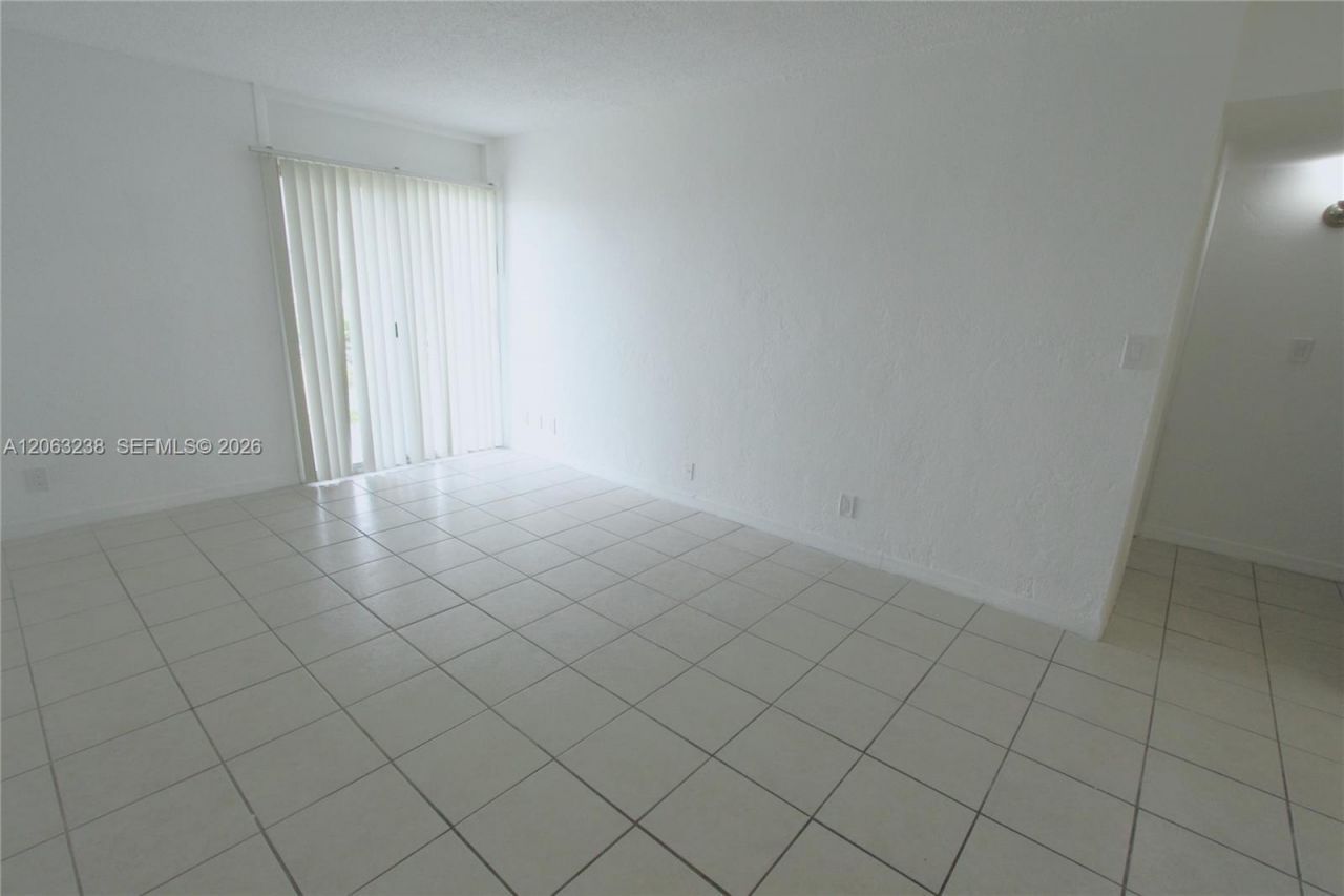 801 NW 47th Ave, Unit 806W, Miami, FL 33126 Photo