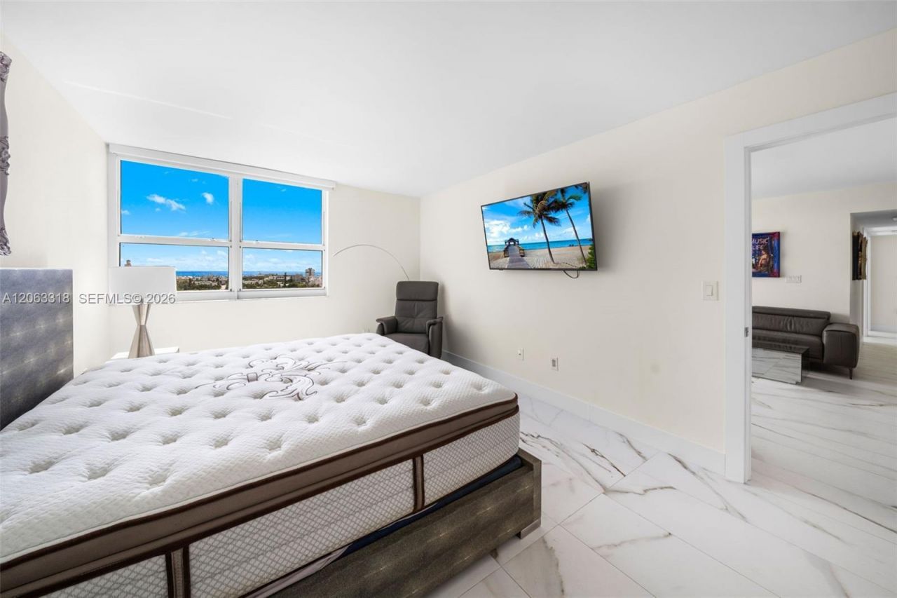 650 West Ave, Unit 1408, Miami Beach, FL 33139 Photo