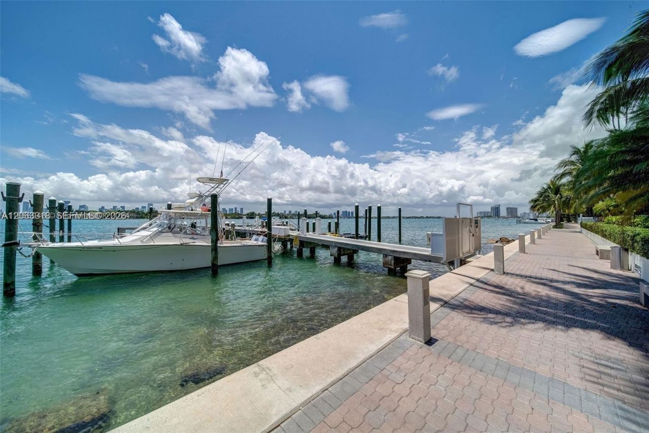 650 West Ave, Unit 1408, Miami Beach, FL 33139 Photo