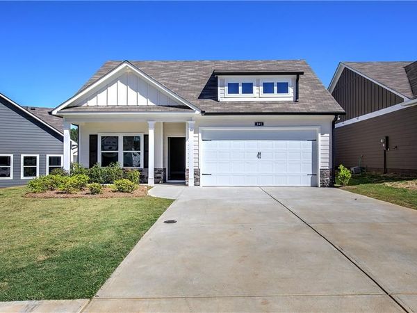 141 Sunflower Circle , Cartersville, GA 30121