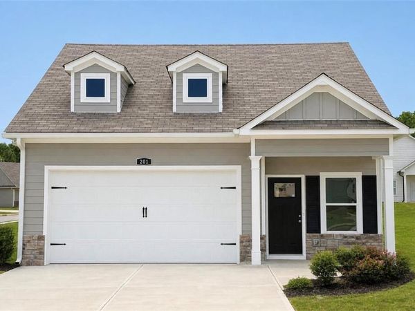 201 Daisy Court , Cartersville, GA 30121