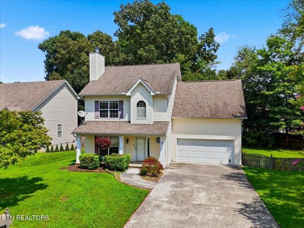 8234 Gallaher Station Drive, Knoxville, TN 37919
