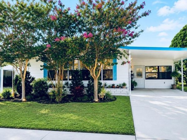 3937 CHRIS DRIVE , WESLEY CHAPEL, FL 33543