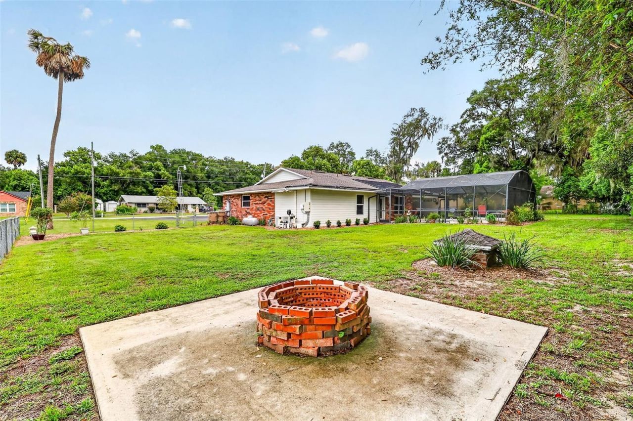31151 Deal Drive , Mount Plymouth, FL 32776 Photo