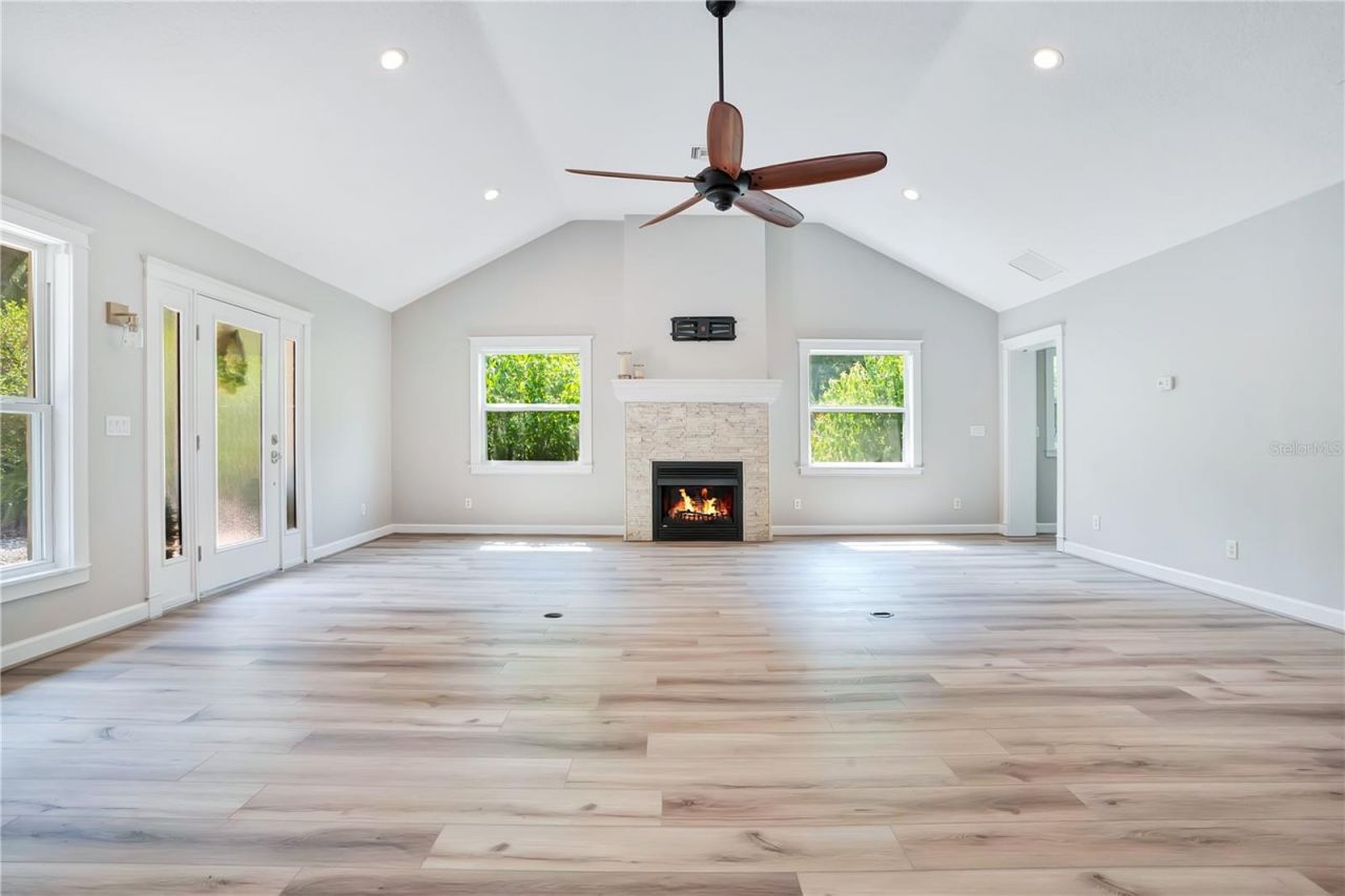 41832 Carrie Lane , Altoona, FL 32702 Photo