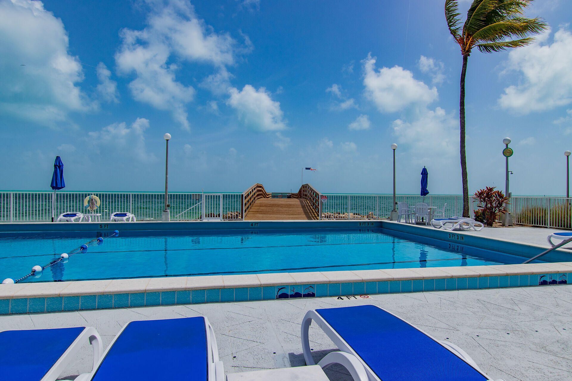201 E Ocean Drive, Unit 208, Key Colony, FL 33051 Photo