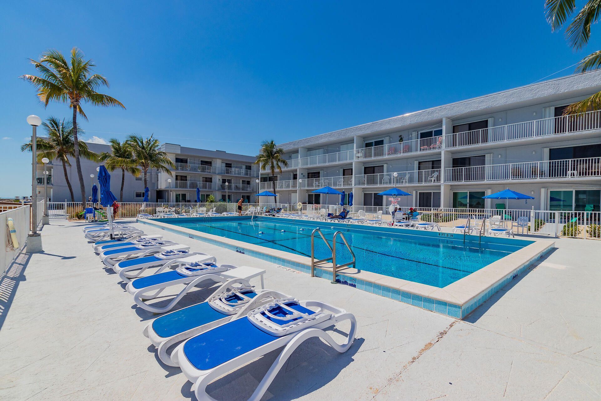 201 E Ocean Drive, Unit 208, Key Colony, FL 33051 Photo
