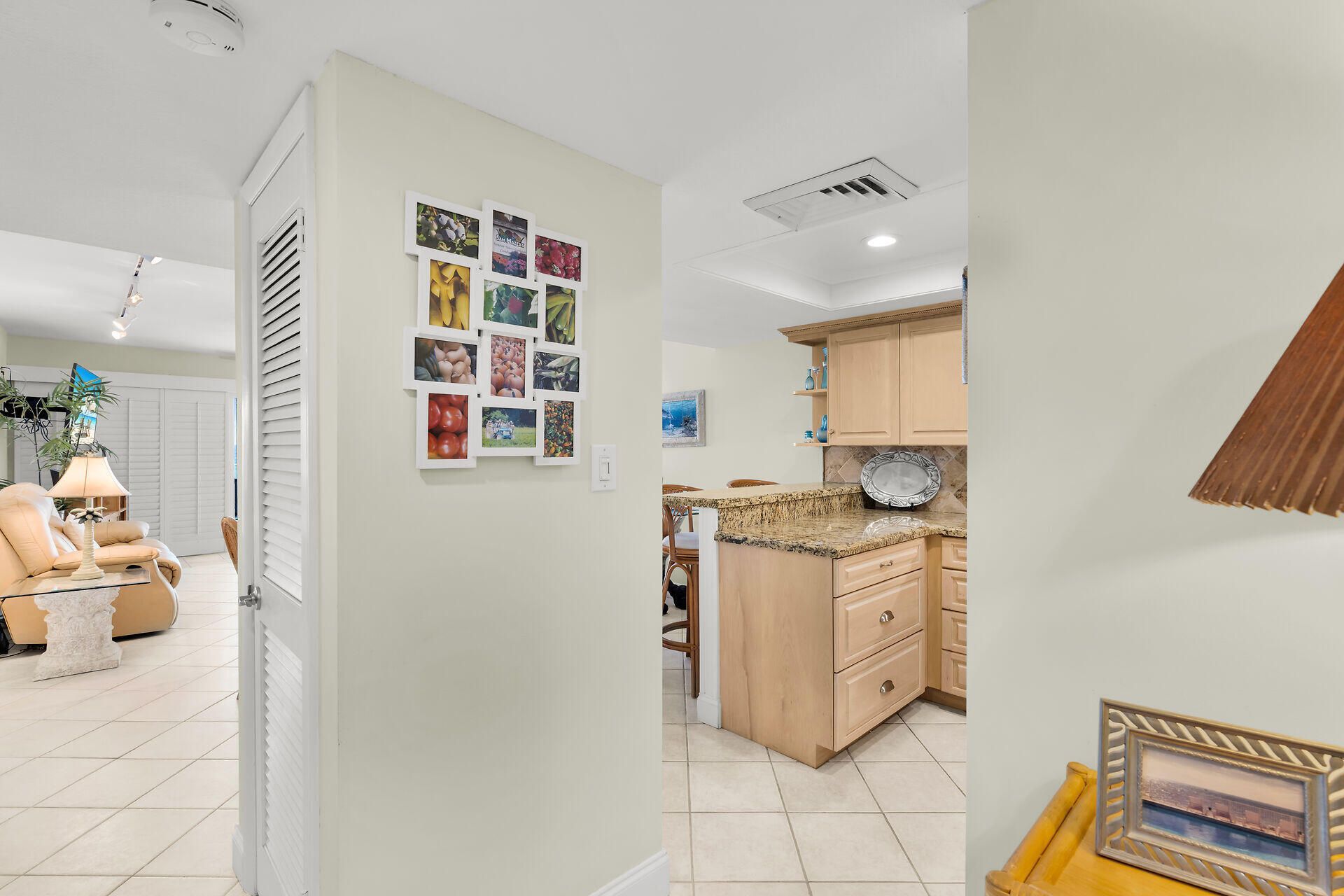 201 E Ocean Drive, Unit 208, Key Colony, FL 33051 Photo