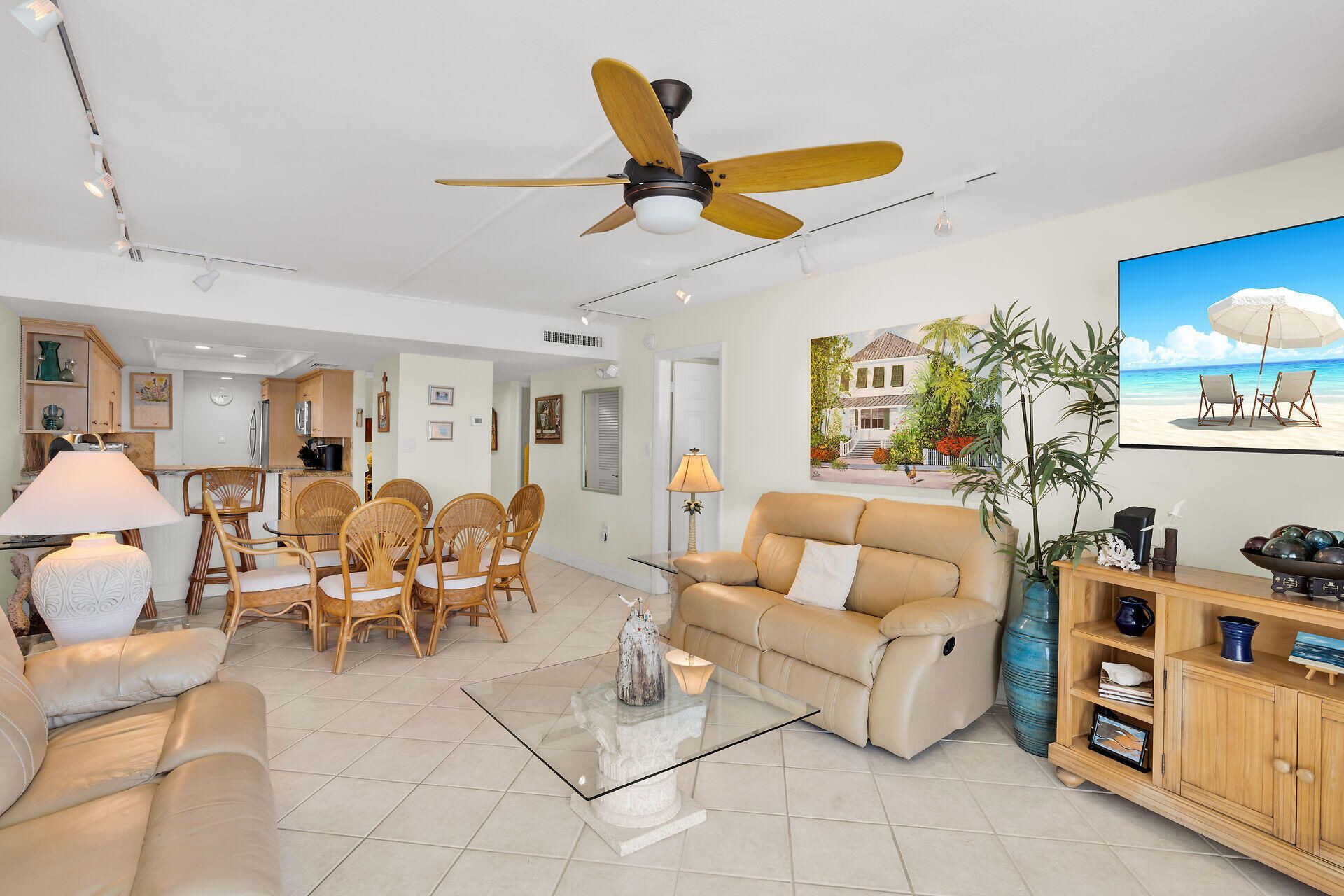201 E Ocean Drive, Unit 208, Key Colony, FL 33051 Photo
