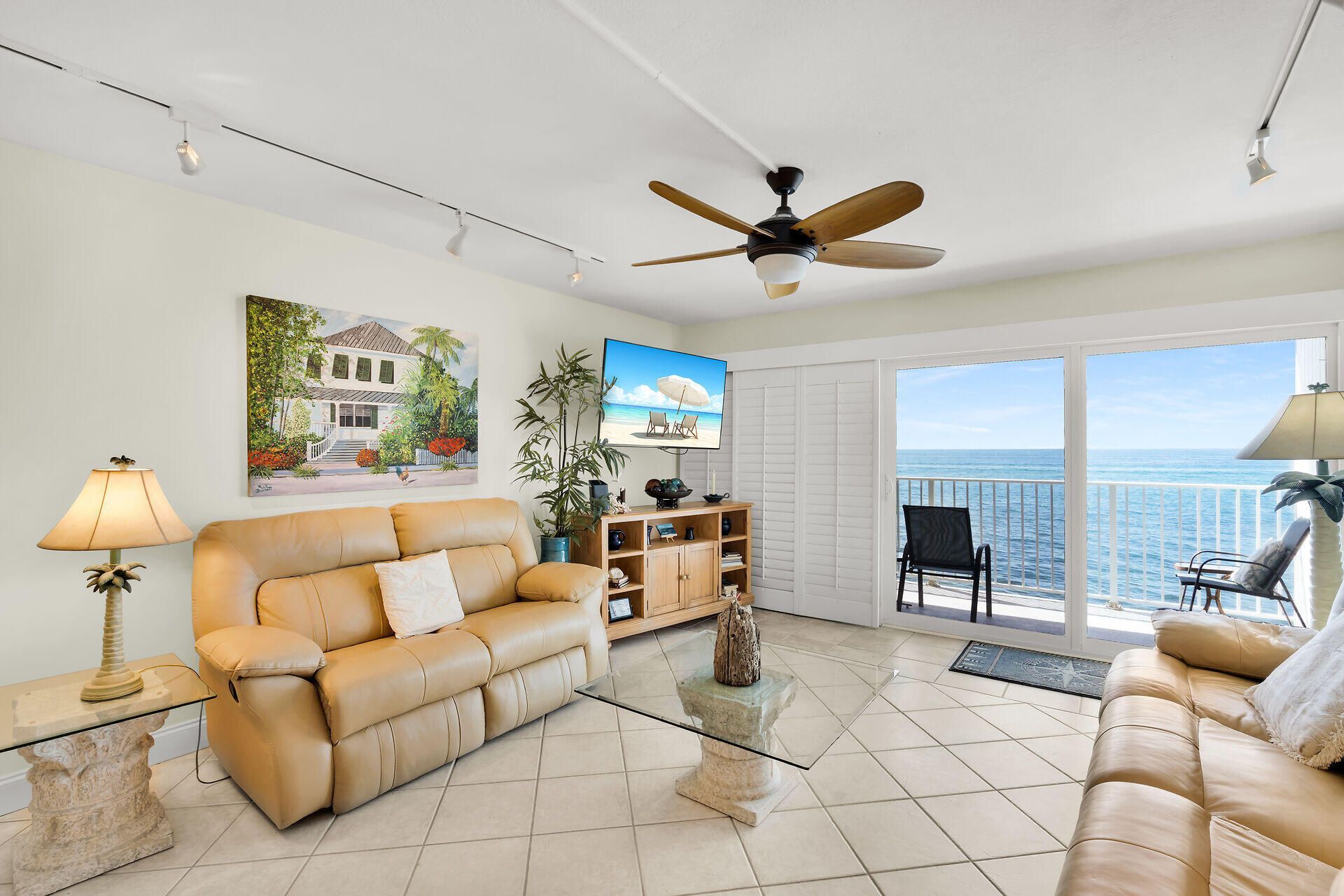 201 E Ocean Drive, Unit 208, Key Colony, FL 33051 Photo