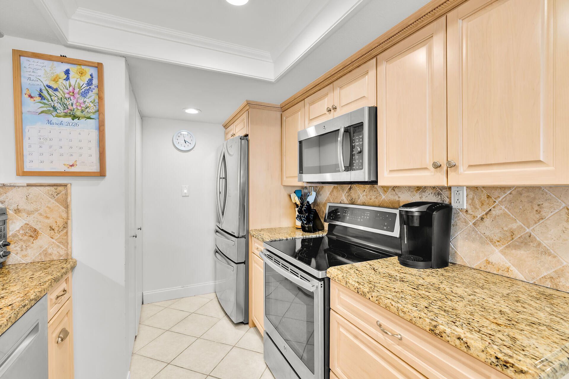 201 E Ocean Drive, Unit 208, Key Colony, FL 33051 Photo