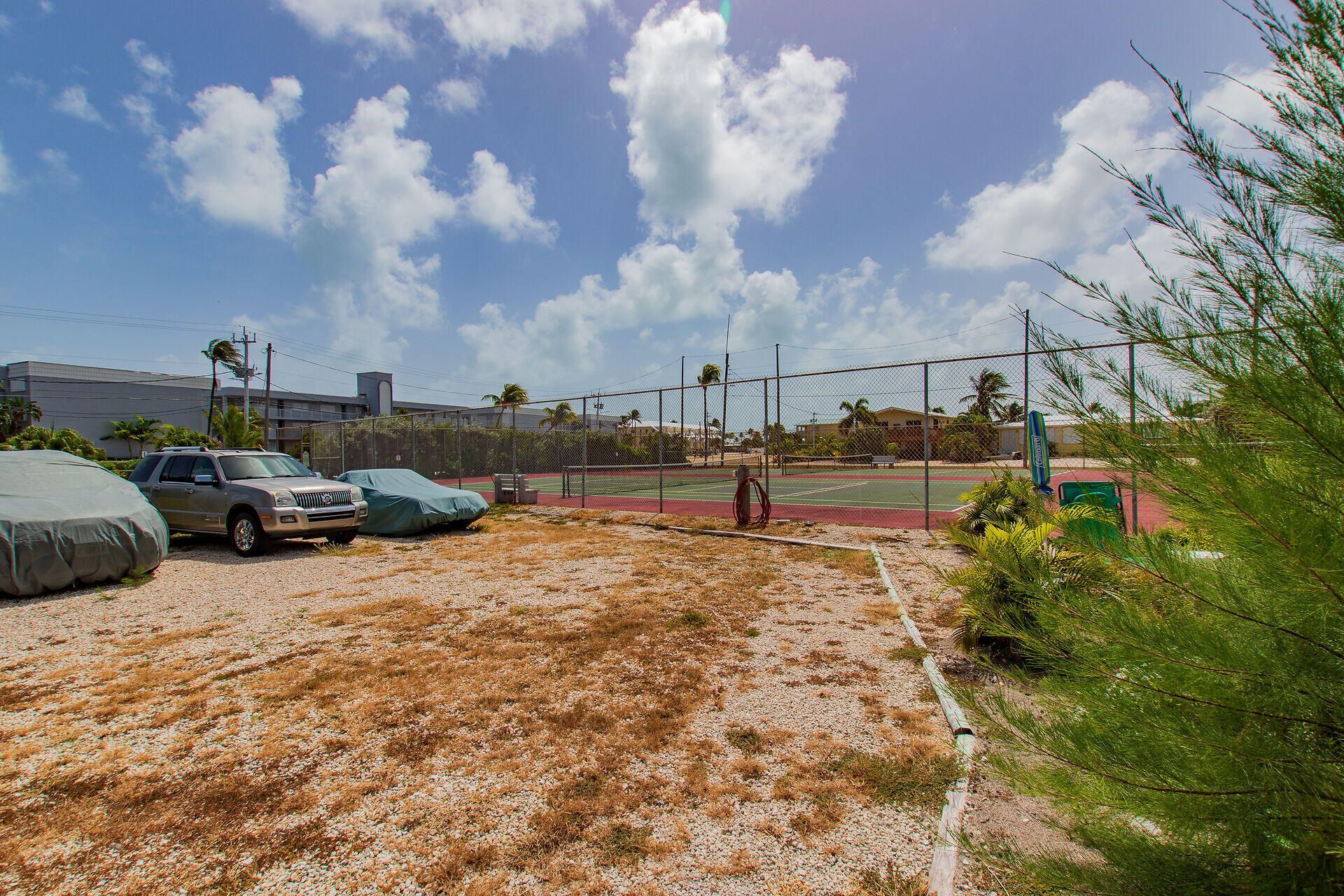 201 E Ocean Drive, Unit 208, Key Colony, FL 33051 Photo