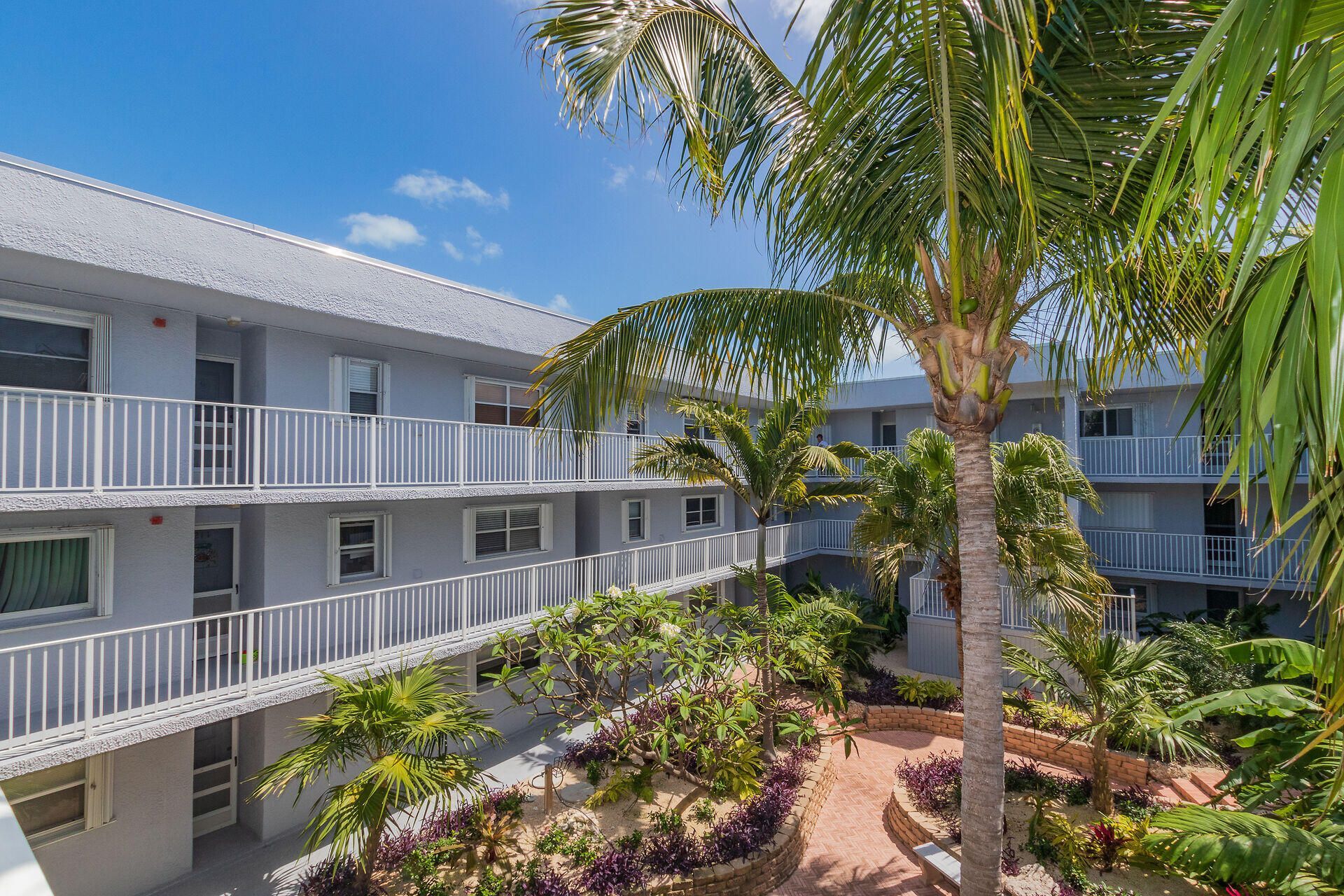 201 E Ocean Drive, Unit 208, Key Colony, FL 33051 Photo