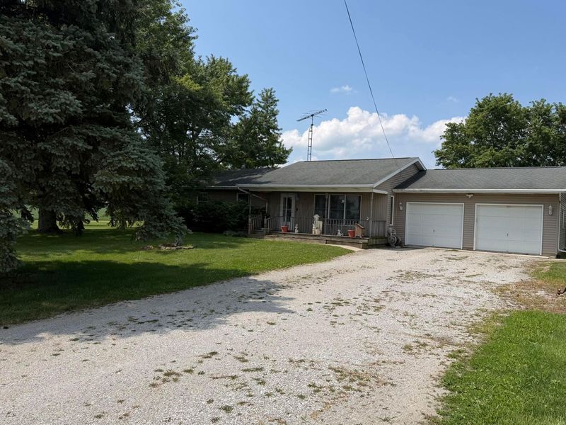 16557 Pepple Road, Waynesfield, OH 45896 Photo 1