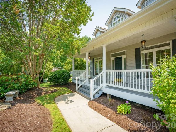 14 Waterbury Court, Hendersonville, NC 28791