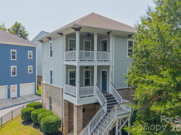 10236 Vanguard Parkway, Huntersville, NC 28078