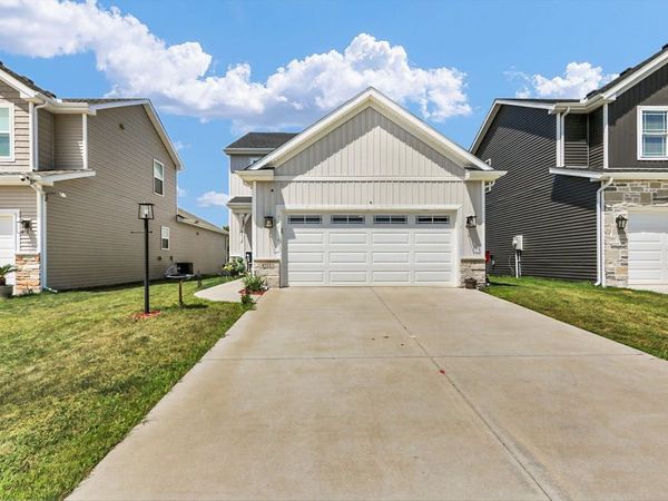 4512 Legends Drive, Champaign, IL 61822
