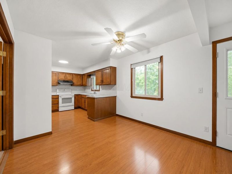 1880-1882 Fontenay Court, Columbus, OH 43235 Photo 10