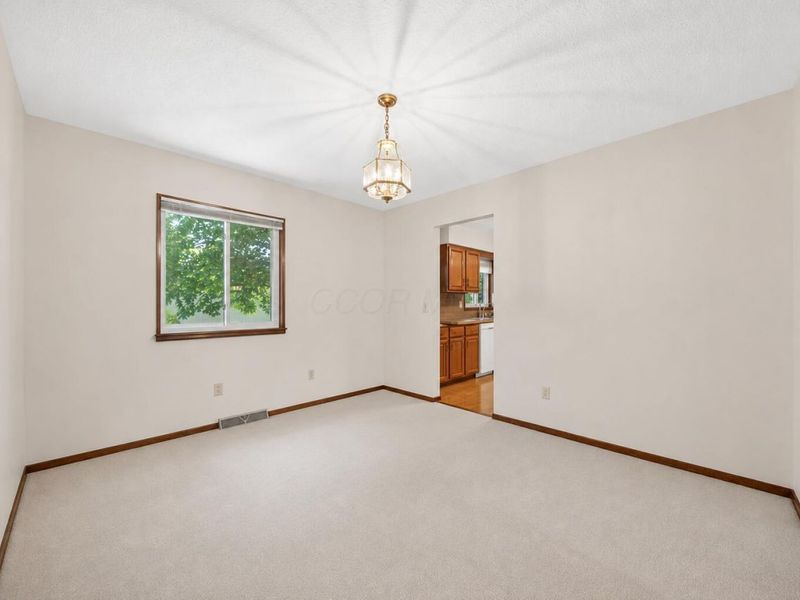1880-1882 Fontenay Court, Columbus, OH 43235 Photo 31
