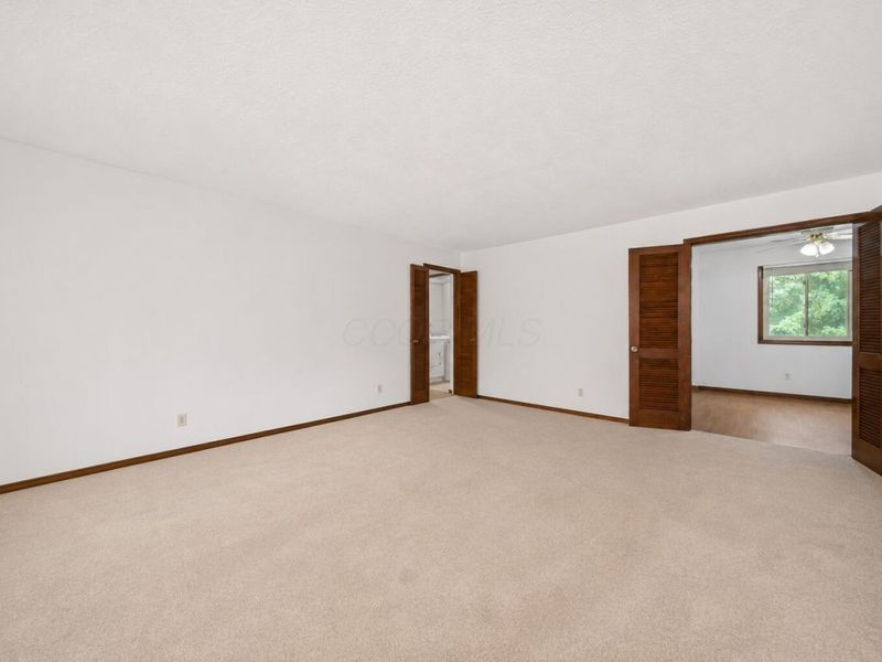 1880-1882 Fontenay Court, Columbus, OH 43235 Photo 6