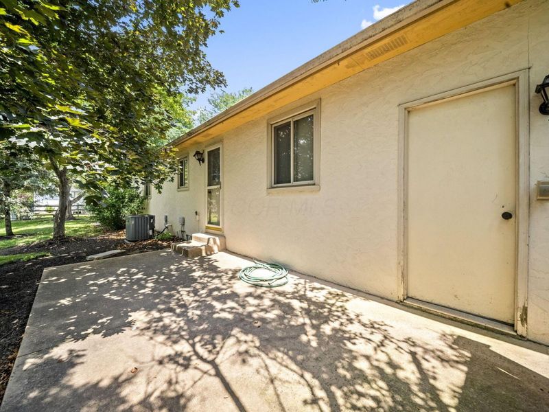 1880-1882 Fontenay Court, Columbus, OH 43235 Photo 63