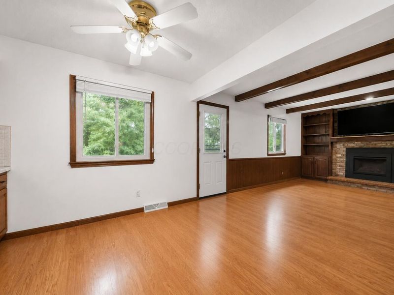 1880-1882 Fontenay Court, Columbus, OH 43235 Photo 9