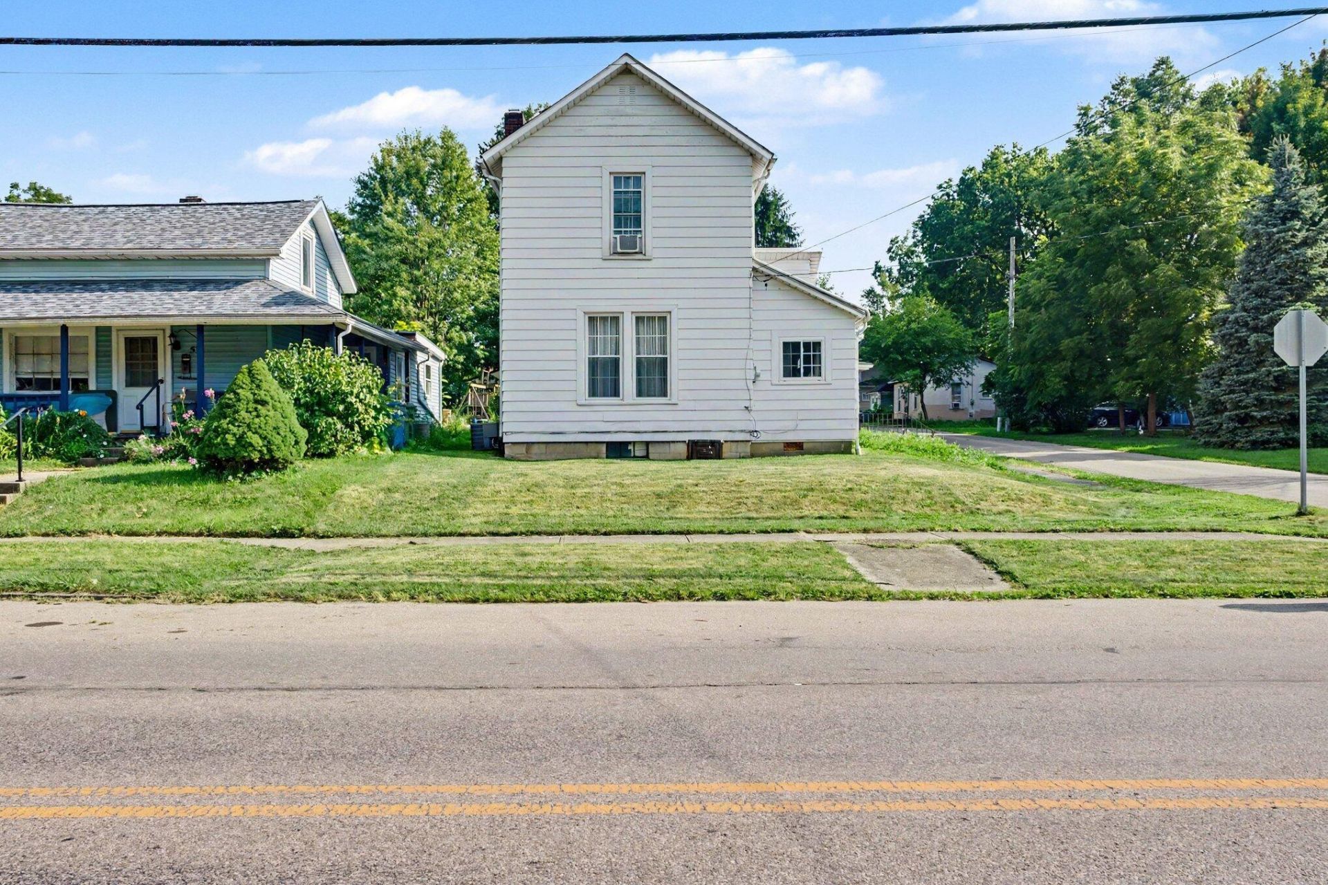 527 E 4th Street, Marysville, OH 43040 Main Photo
